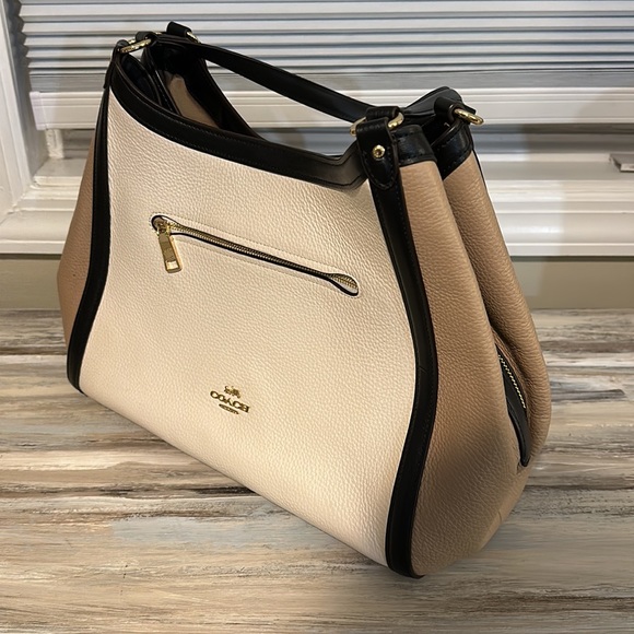 Coach Bag - Picture 2 of 6